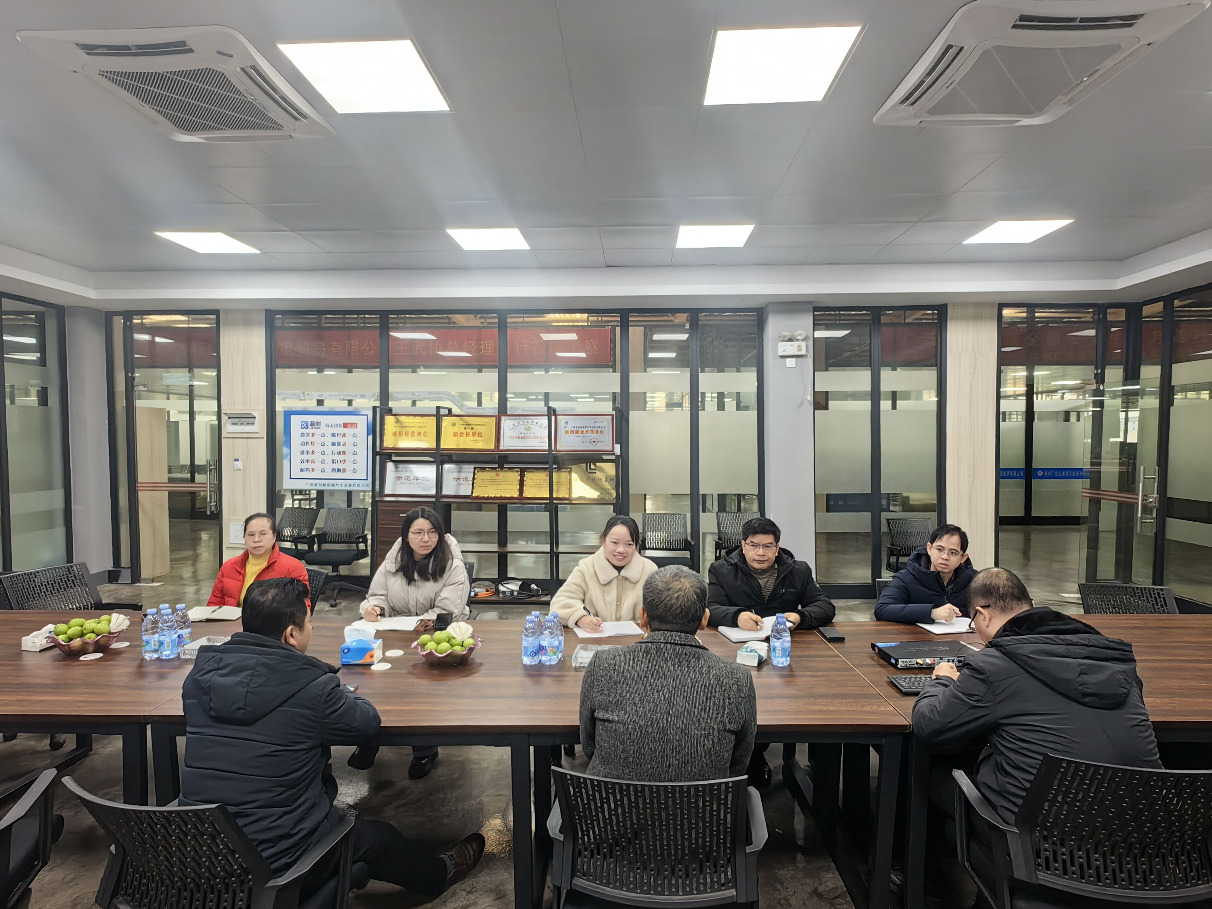 我校到广西蓝创新能源汽车设备有限公司调研